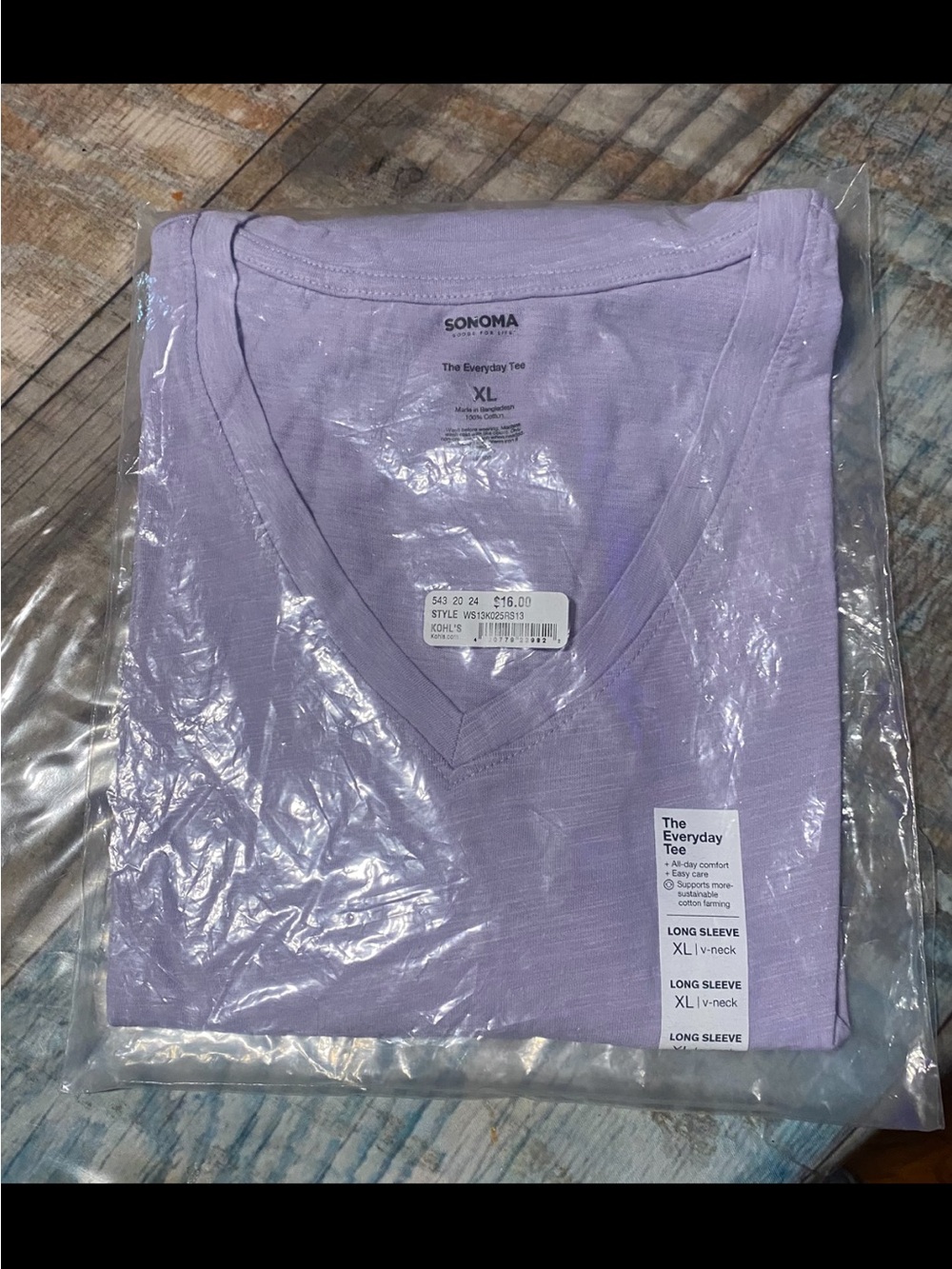 Sonoma Everyday  tee Lavender Lilac V-Neck Long Sleeve Tee / XL